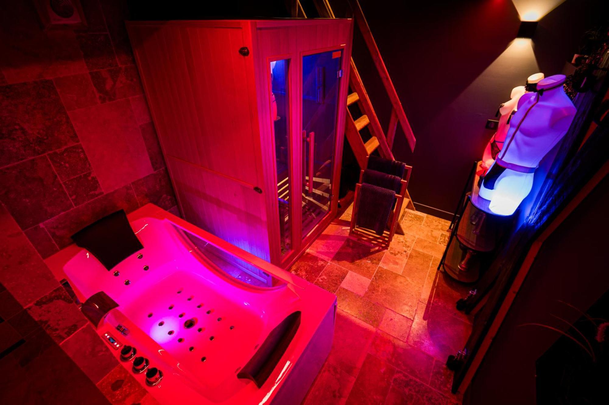 Loveroom Sauna, Balneo, Parking Prive Dans Le Centre De องเฟลอร์ ห้อง รูปภาพ